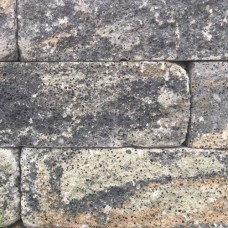 Splitrocks getrommeld 15x15x60 cm musselkalk Splitrocks getrommeld 15x15x60 cm musselkalk